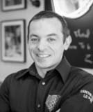 Titi — Le Capitaine, Pizzeria Gaetano Toulon Port Titi, serveur de la Pizzeria Gaetano au port de Toulon